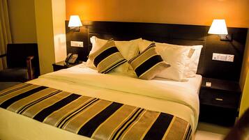 Down duvets, minibar, in-room safe, laptop workspace