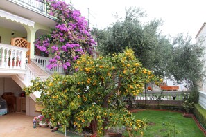 อพาร์ทเมนท์ | สวน