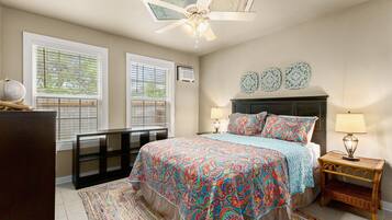 Iron/ironing board, free WiFi