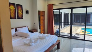 3 bedrooms, desk, iron/ironing board, travel cot - WoW ! So Peaceful ! Super Cool, Jungle View, 3 Bed Pool Villa > Krabi - Thailand (Nong Thale)