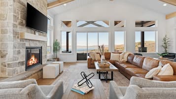 Smart TV, fireplace, ping pong