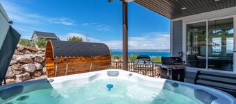 The Hideout | Hot Tub • Game Room • 38 Guests