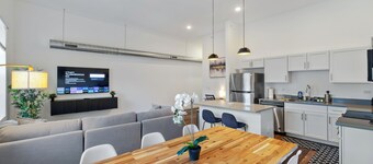 Luxury Apartment Near Downtown and Stadium