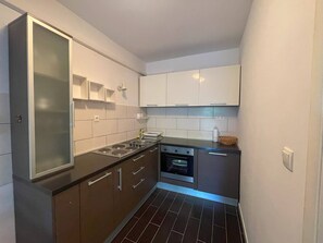 Private kitchen - Apartment in Zaton Near Beach Zvizda (Sibenik)