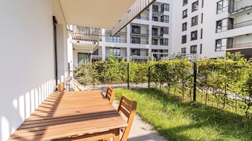 Comfort Apartment, Patio, Garden View | Terrace/patio
