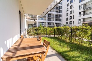 Comfort Apartment, Patio, Garden View | Terrace/patio