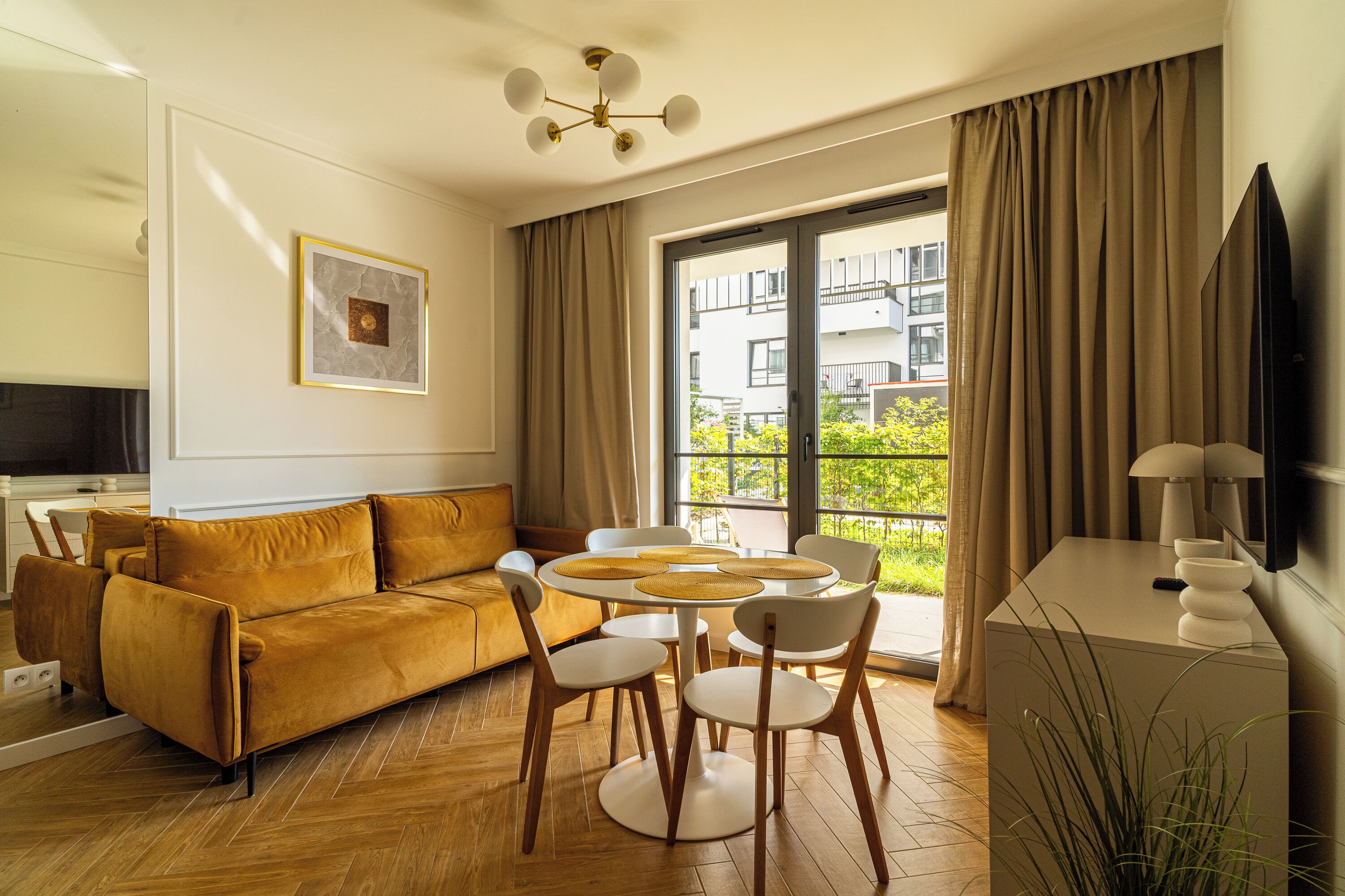 컴포트 아파트, 파티오, 정원 전망 | 1 개의 침실, 다리미/다리미판, 무료 WiFi