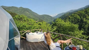 Bain à remous extérieur