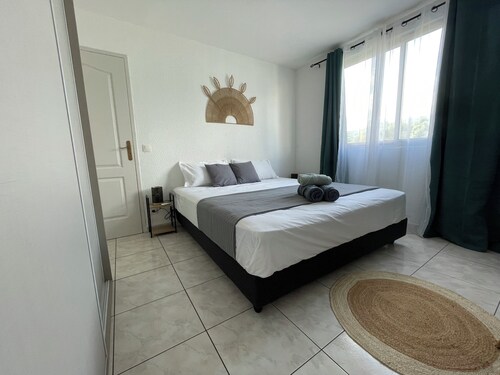 Appartement Tahiti proche hôpital,wifi,A&C,Piscine