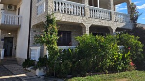 Apartment | Exterior
