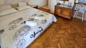 Apartment | Living room