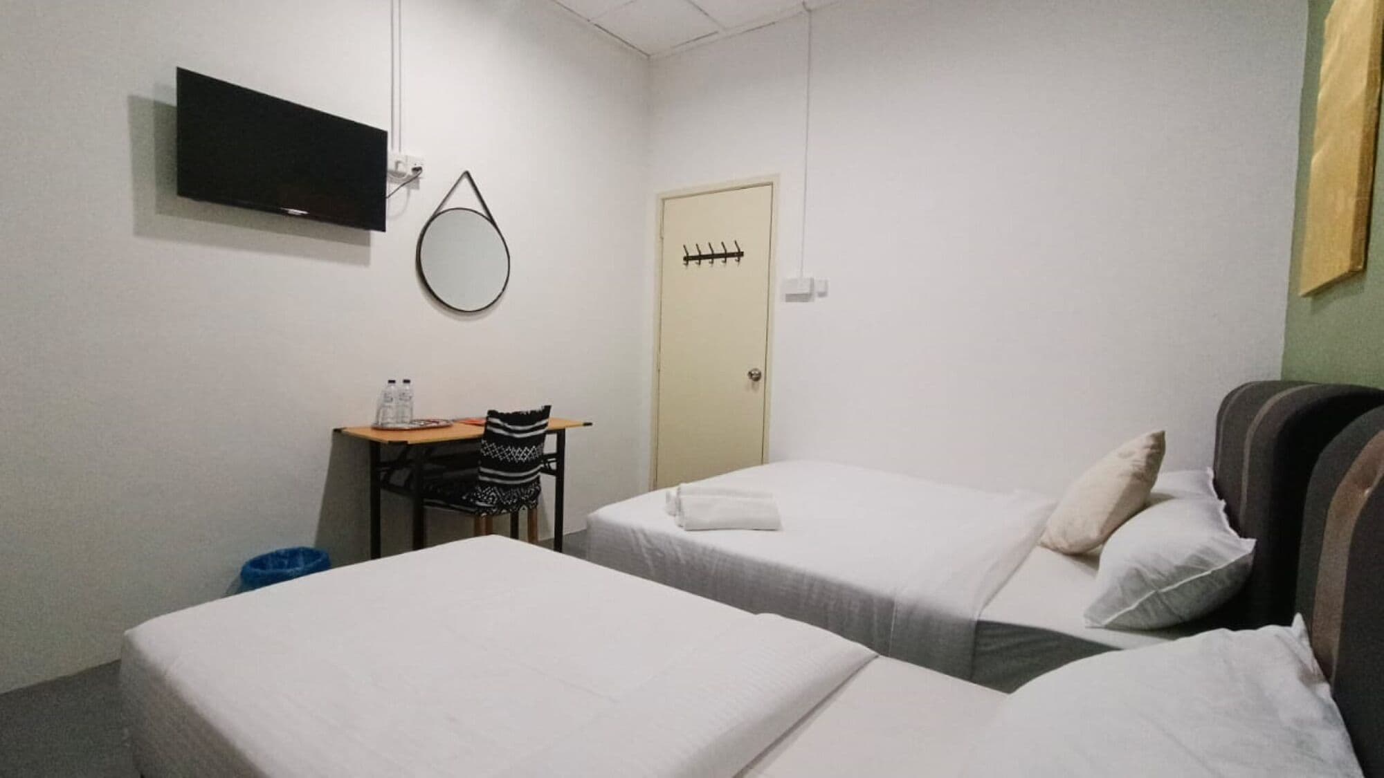 مكواة/لوح كي وواي فاي مجانًا