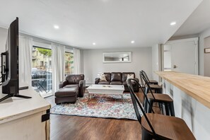 Interior - Near Peak 8 Gondola | Hot Tub/Sauna (Breckenridge)