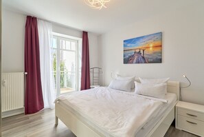 2 bedrooms, iron/ironing board, WiFi, bed sheets - Strandallee 150a Timmendorfer Strand - Holiday apartment Strandallee 150a - Ihr (Timmendorfer Strand)