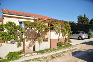 Apartment | Exterior