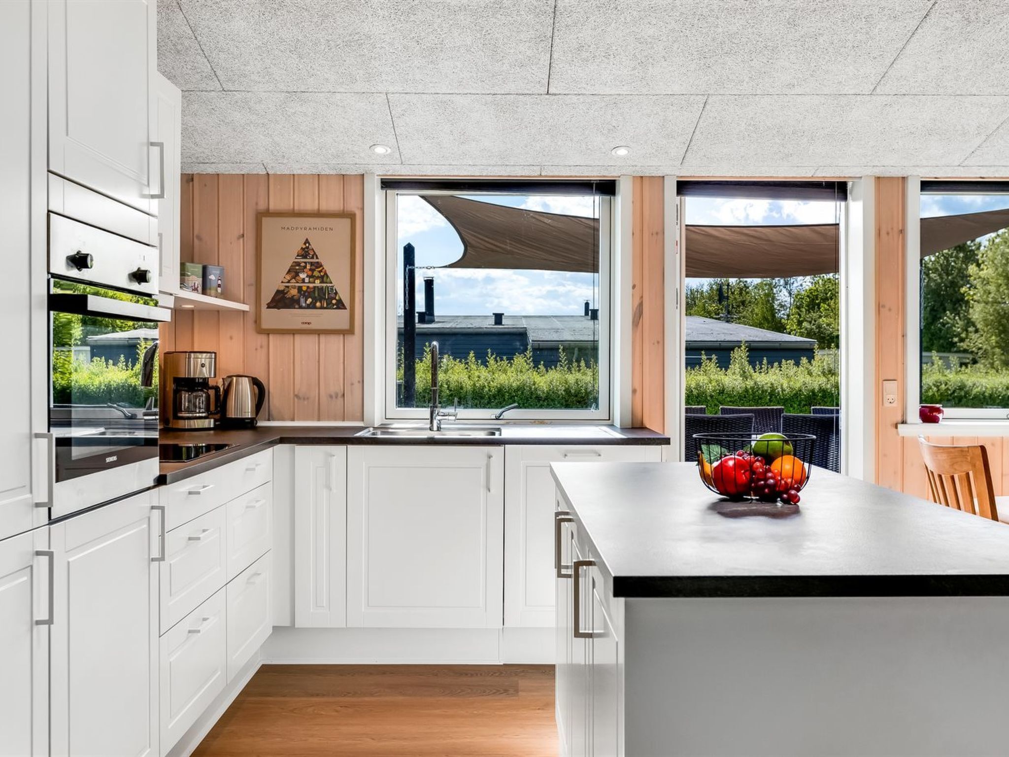 Frigorífic, microones i rentaplats 