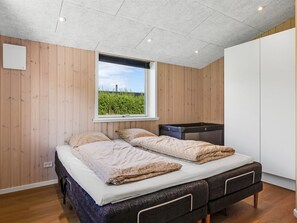 3 bedrooms, WiFi