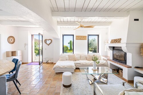 Villa in Vallauris mit 4 Schlafzimmern 10 Schlafplätzen