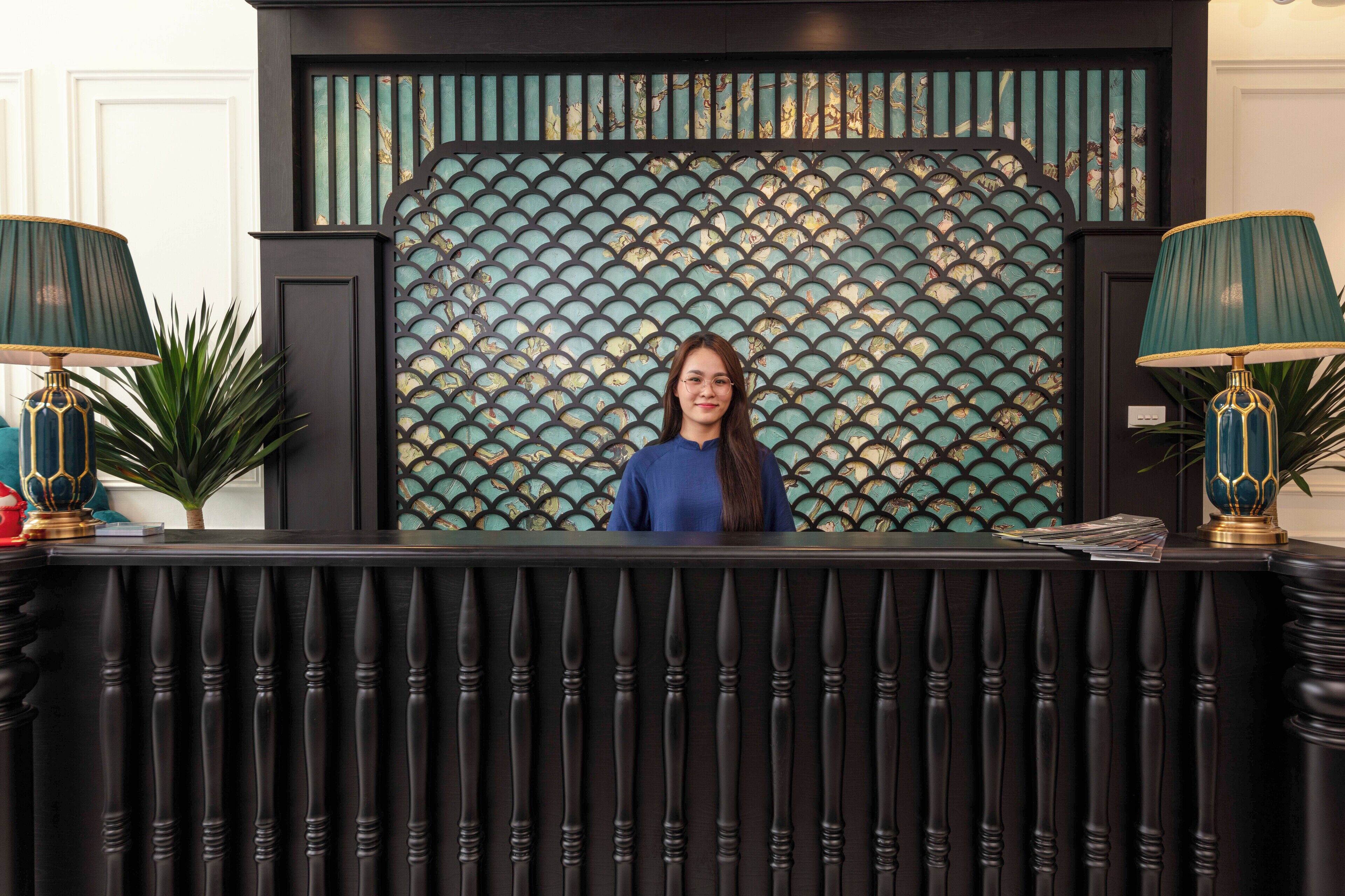 Foto - Azen Lakeside Hotel & Travel