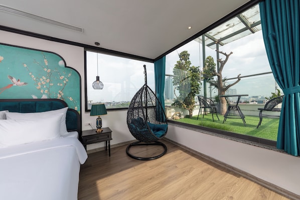 Egyptian cotton sheets, premium bedding, down comforters - Azen Lakeside Hotel & Travel (Hanoi)