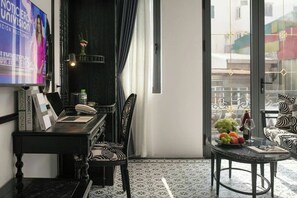 Deluxe Double Room, City View | 1 bedroom, Egyptian cotton sheets, premium bedding, down comforters