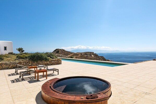 Opvarmet pool