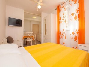 Apartment - Cozy Studio Apartment in Vodice (Vodice)