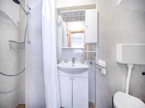 Apartment | Bathroom - Cozy Studio Apartment in Vodice (Vodice)