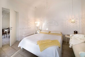 5 bedrooms, iron/ironing board, travel cot, free WiFi