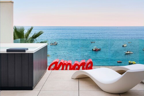 Casa Pink sea front and jacuzzi - My Rental Homes