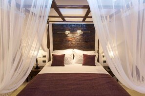4 chambres, fer et planche à repasser, lit parapluie, Wi-Fi gratuit