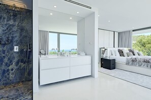 6 chambres, fer et planche à repasser, lit parapluie, Wi-Fi gratuit
