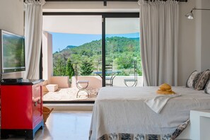3 chambres, fer et planche à repasser, Wi-Fi gratuit