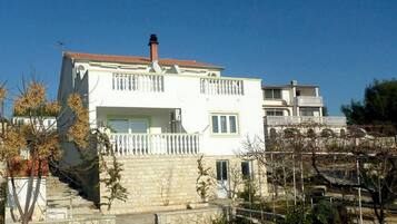 Apartment | Exterior