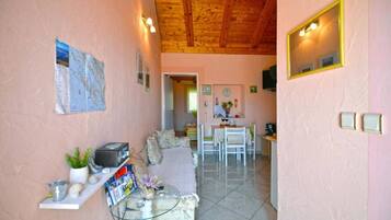 Apartment | Living room