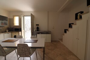 Dining - Casa Marika — Comfort & Relax in the Heart of Otranto (Otranto)