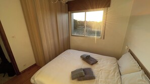 5 Schlafzimmer, Bügeleisen/Bügelbrett, Reisekinderbett, kostenloses WLAN