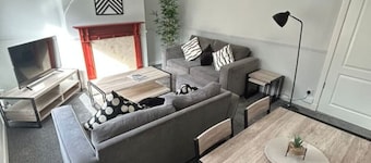 3-Bed Apartment Central Greenock