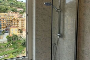 Soap - Two-room apartment with panoramic terrace (Sanremo)