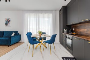Comfort Apartment | In-room dining