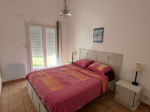 3 bedrooms, free WiFi - Sunny villa with terrace near the beach (Biscarrosse Plage)