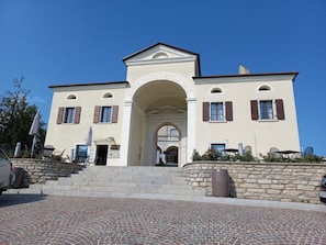 Esterni