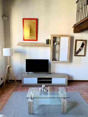 Living area - Michelangelo (Pietrasanta)