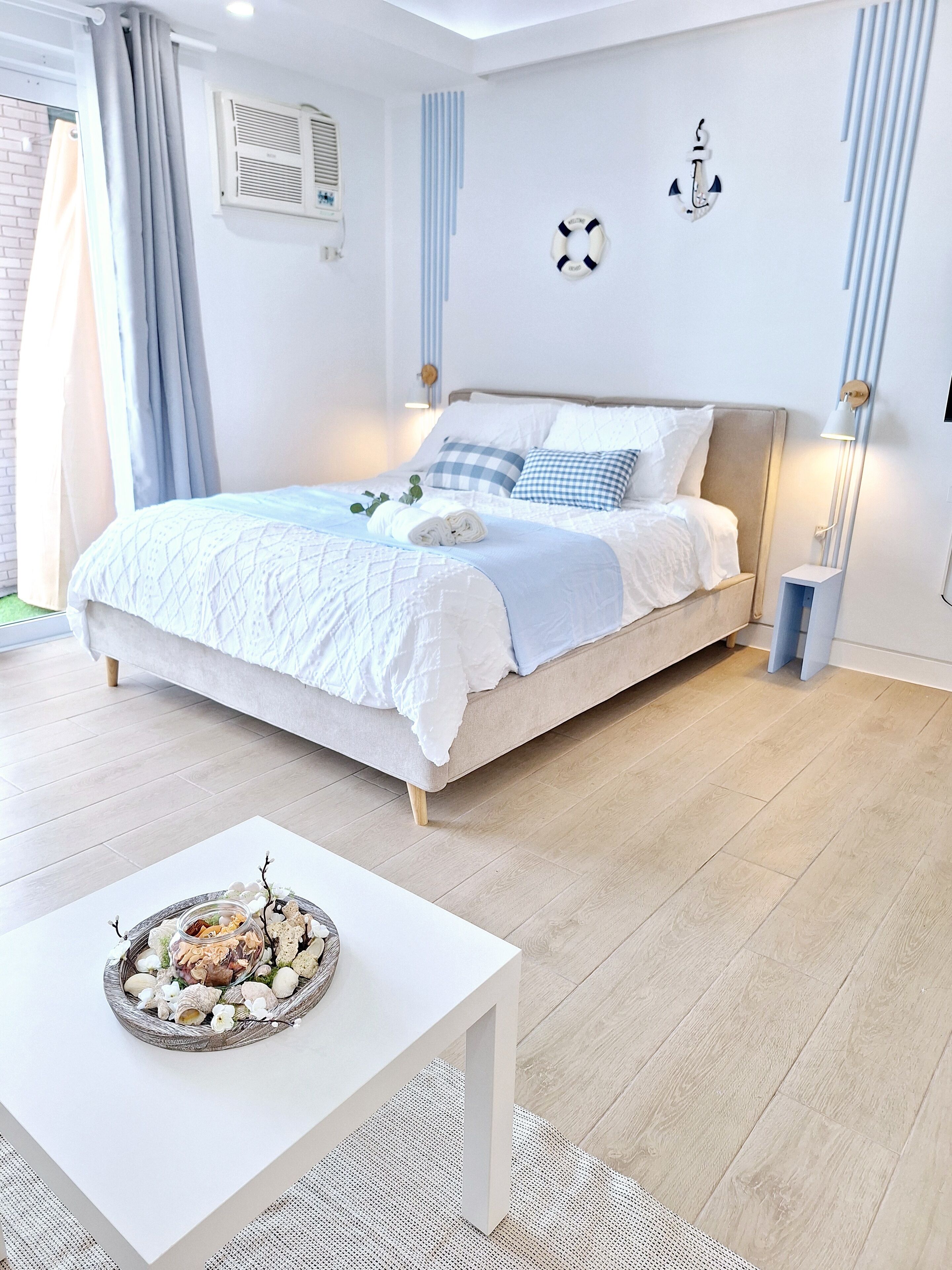 1 habitación, escritorio, tabla de planchar con plancha y wifi gratis 