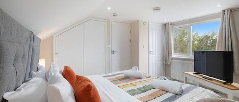 4 chambres, fer et planche Ă repasser, accĂšs au Wi-Fi (inclus)