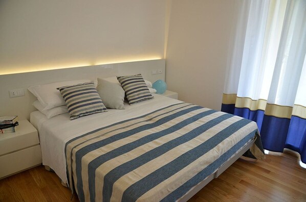 2 bedrooms, WiFi, bed sheets