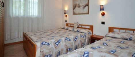 2 bedrooms, bed sheets