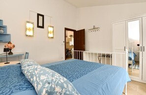 1 habitación, tabla de planchar con plancha y acceso a internet