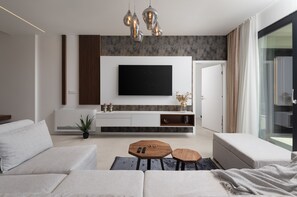 Télévision, cheminée