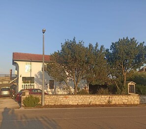 Apartment | Exterior